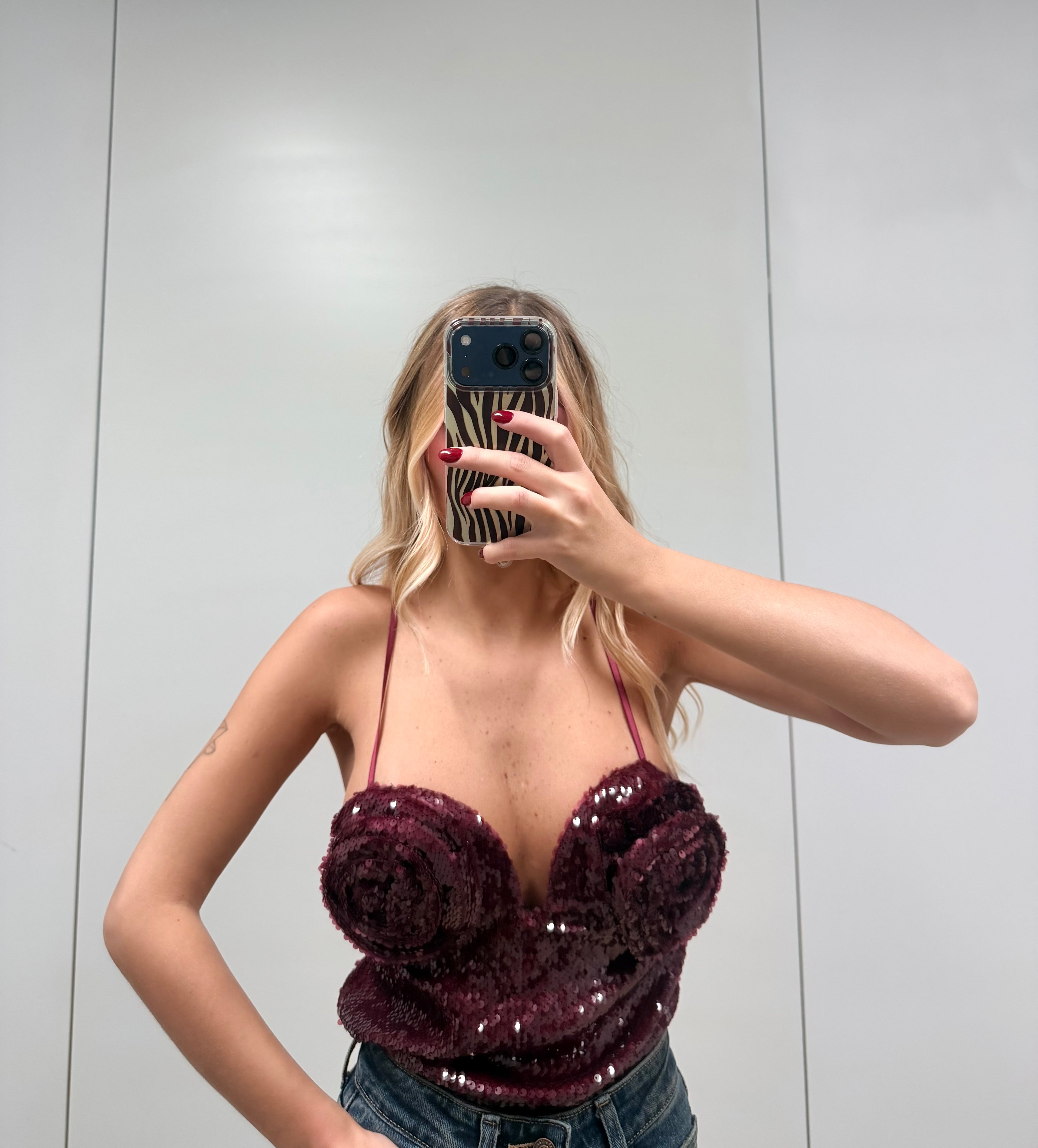 Top Pailettes bordeaux